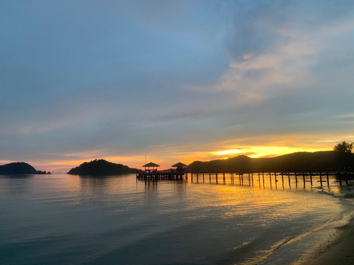Baan Koh Mak Hotel Exterior photo