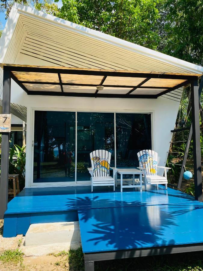 Baan Koh Mak Hotel Exterior photo